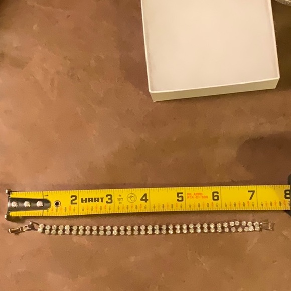 Lot of 5 Bracelets - 3 Bangles 1 Older Flip Close Line Style 1 Sparkly Cross - Picture 6 of 12